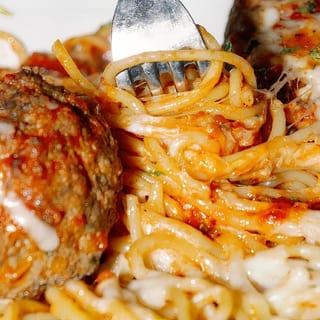 Spaghetti & Meatballs